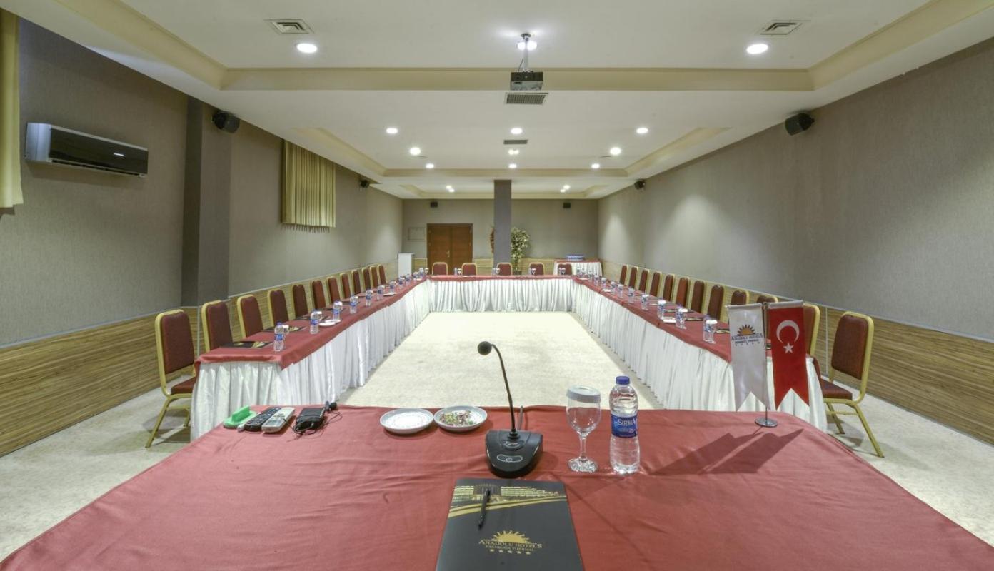 Anadolu Hotels Esenboga Thermal Buitenkant foto