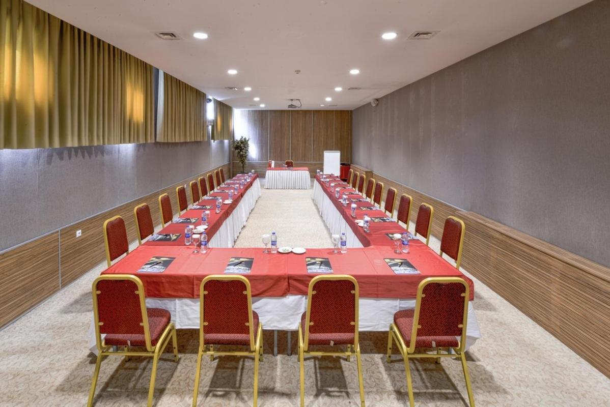 Anadolu Hotels Esenboga Thermal Buitenkant foto