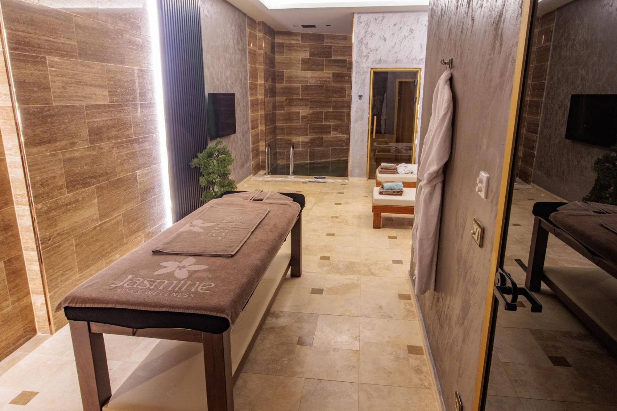 Anadolu Hotels Esenboga Thermal Buitenkant foto